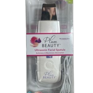 Clio Pearl White Ultrasonic Facial Spatula